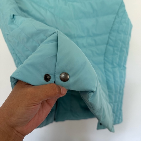 Talbots Blue Quilted Vest with Chevron Pattern NWT - Picture 4 of 10